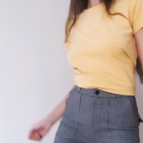 Yellow T-Shirt - Picture 2 of 3